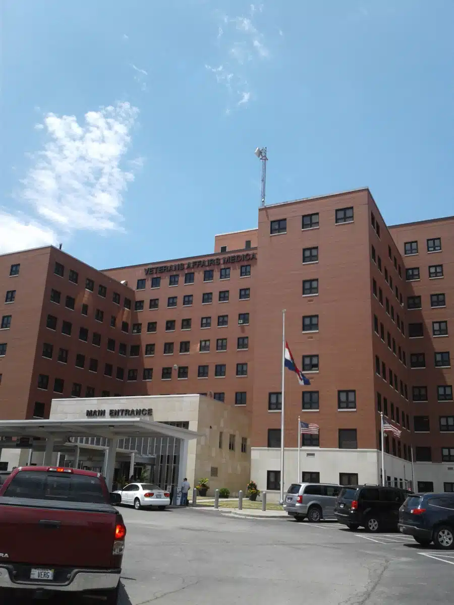 Saint Louis Veterans Affairs Med Ctr